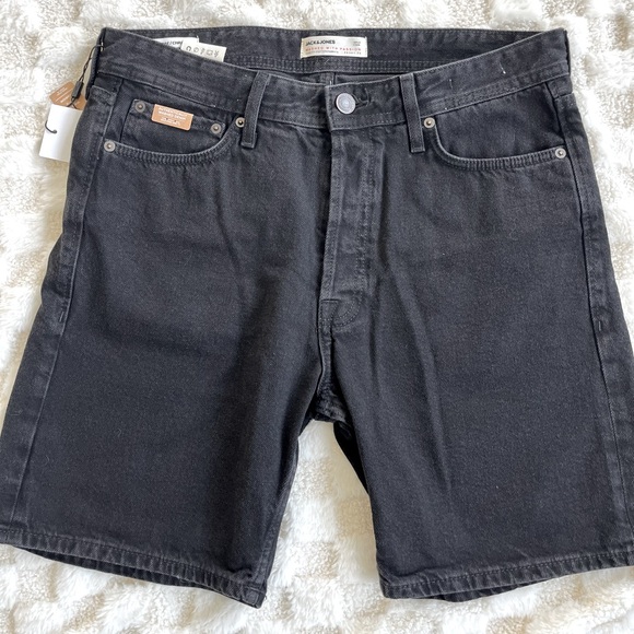 Jack and Jones black denim shorts - Picture 1 of 3